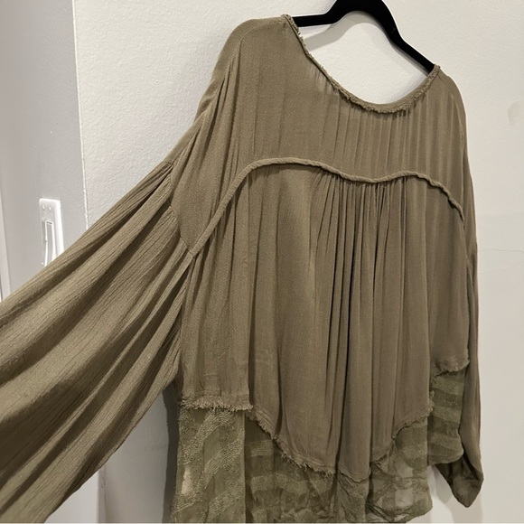 Free People Moss Olive Green Swing Boho Peasant Top Relaxed Fit Size Small - Picture 9 of 14